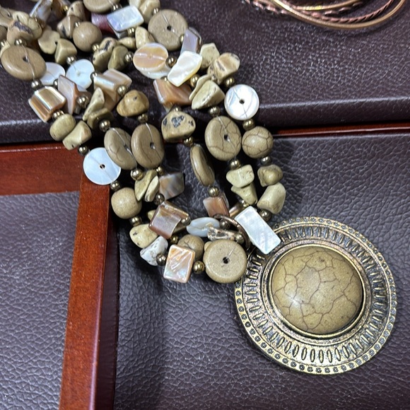 Jewelry NWOT - Picture 3 of 4